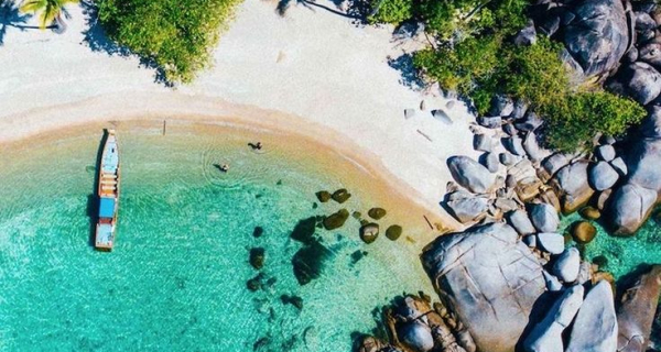 Wisata Belitung 4 Hari 3 Malam – Jelajah Pantai Tanjung Tinggi